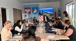 Uczestnicy spotakania podczas wizyty w CUS  Krynica Morska